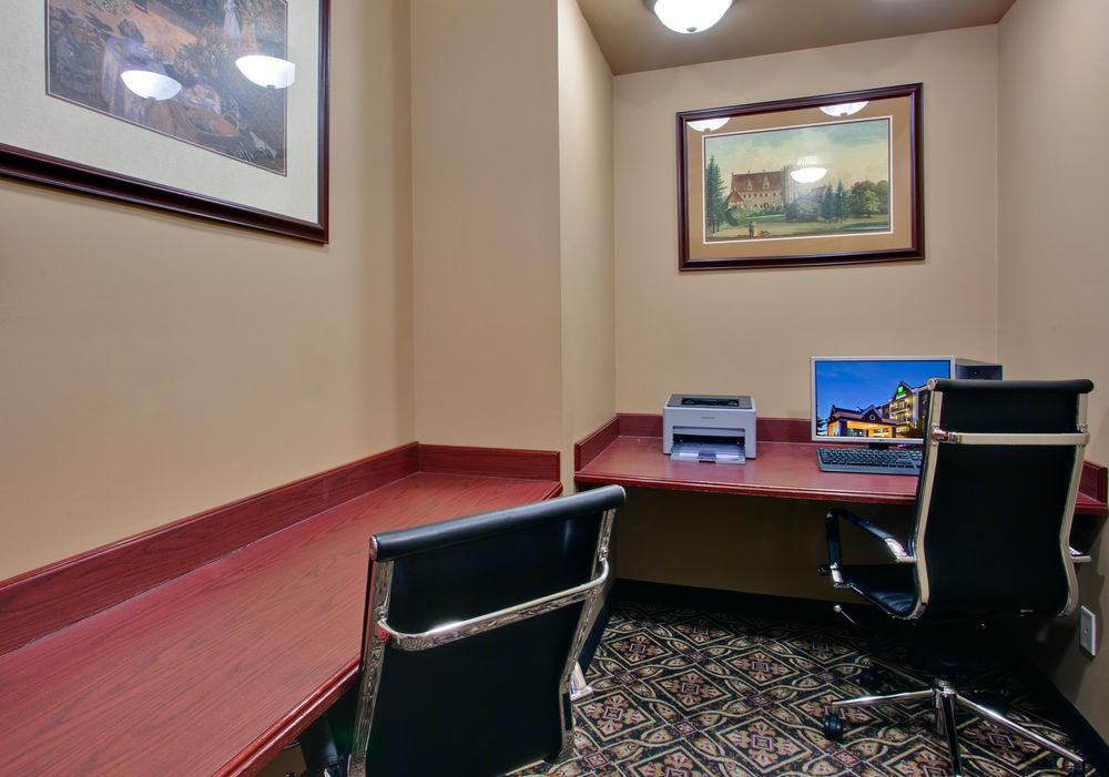 Holiday Inn Express Calgary South By Ihg Extérieur photo