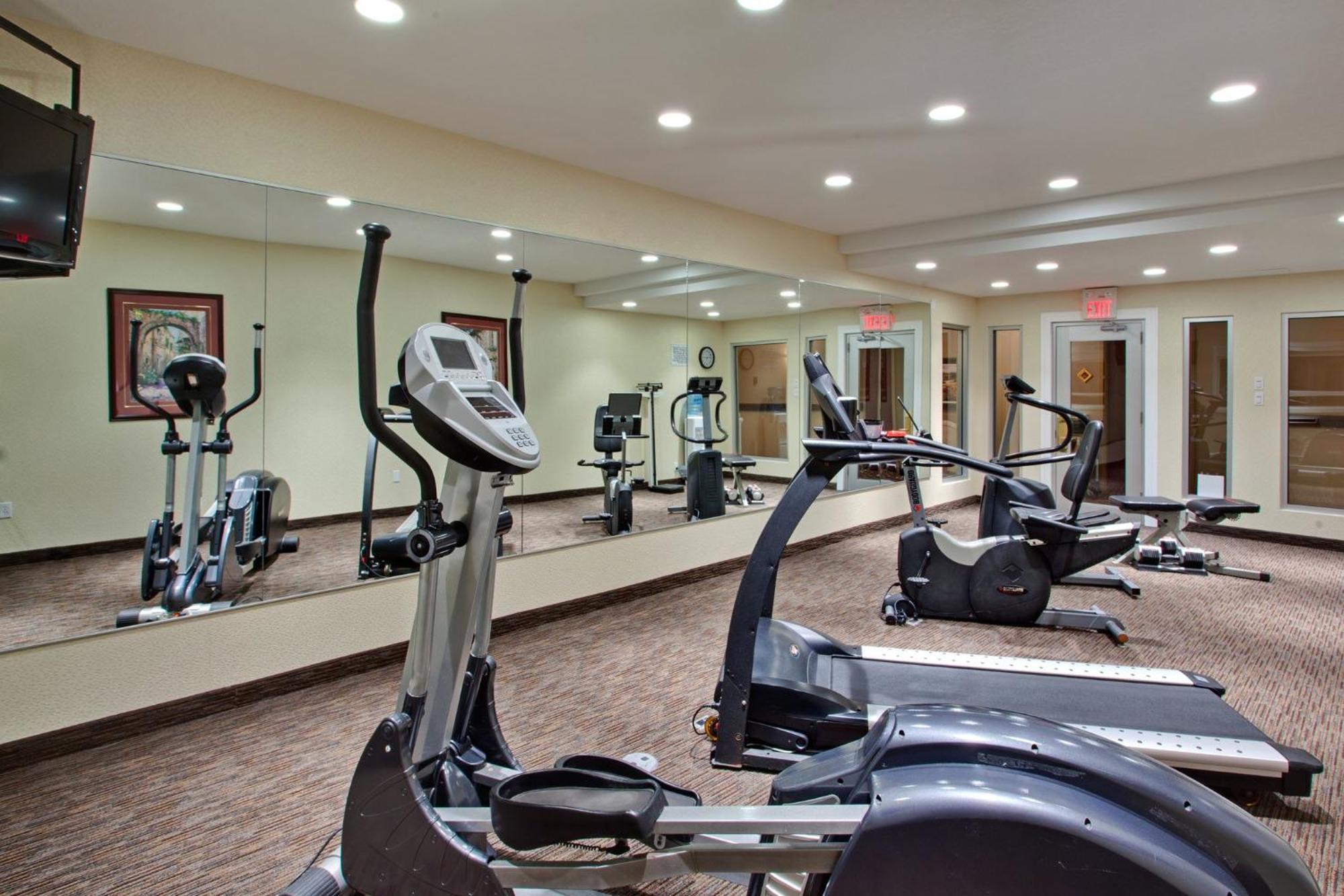 Holiday Inn Express Calgary South By Ihg Extérieur photo